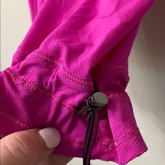 Lululemon bright pink work out top size 6 - Picture 5 of 12